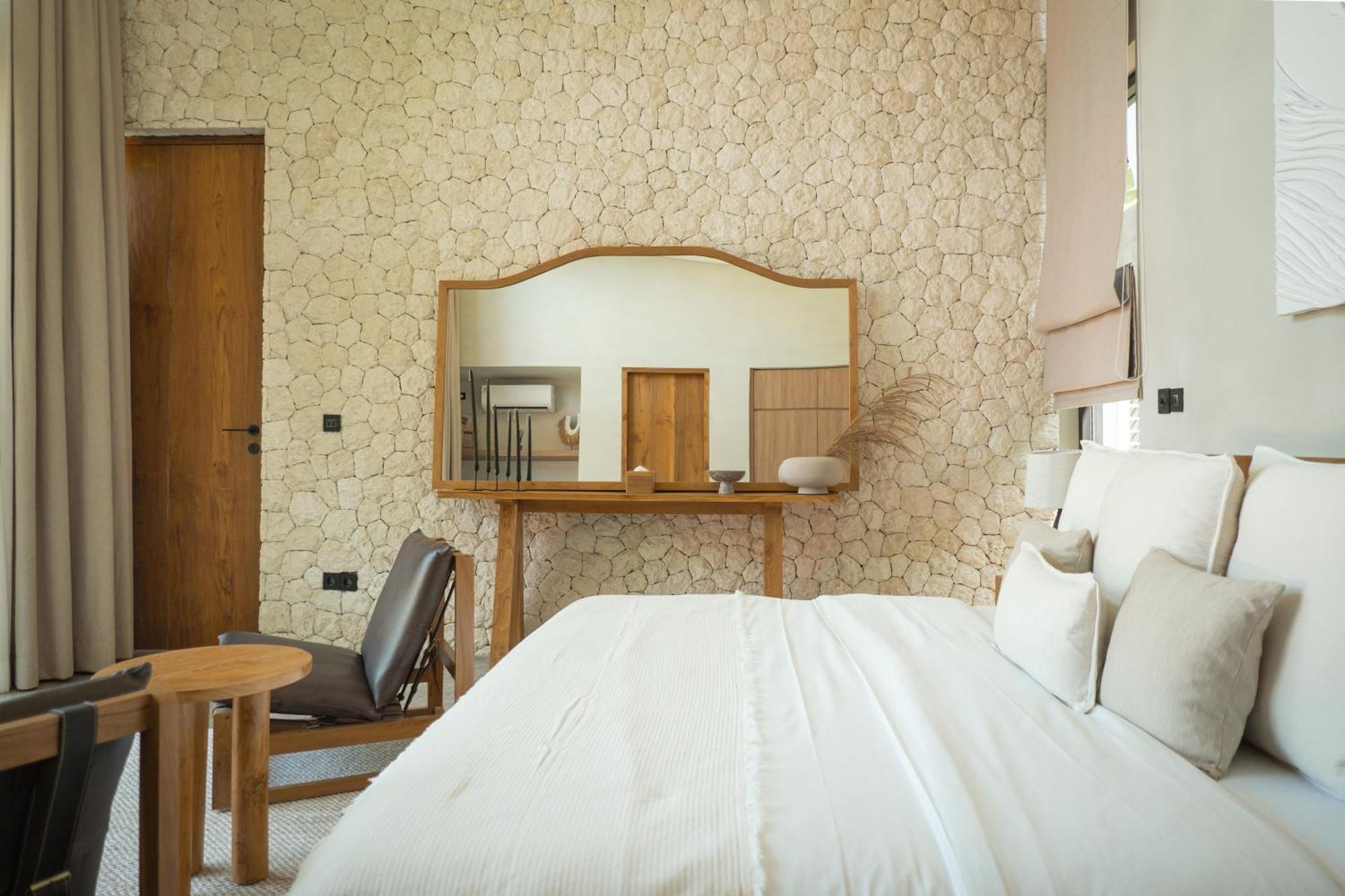 Zara Spacious, Chic And Classy 2 Bedroom 5 Minutes From Cliff Edge * Uluwatu