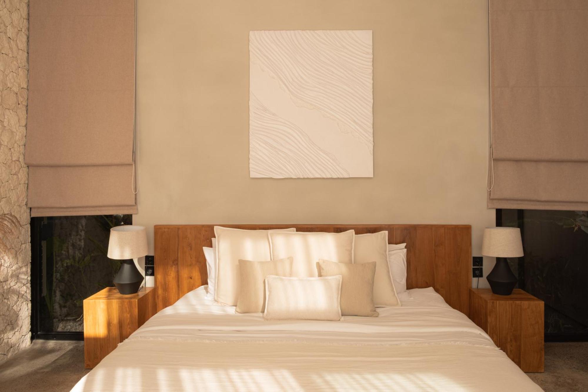 Zara Spacious, Chic And Classy 2 Bedroom 5 Minutes From Cliff Edge Uluwatu