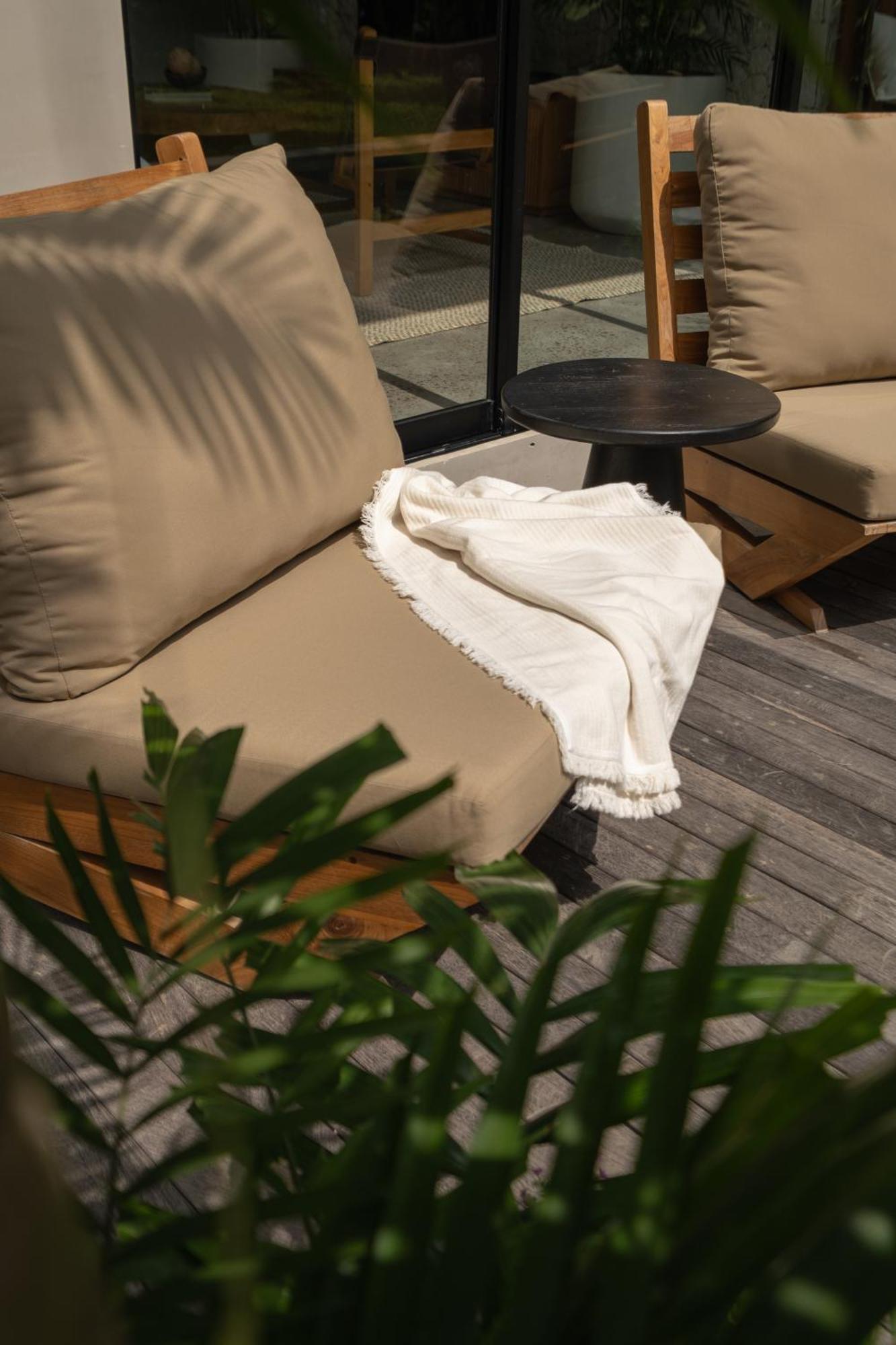 Zara Spacious, Chic And Classy 2 Bedroom 5 Minutes From Cliff Edge