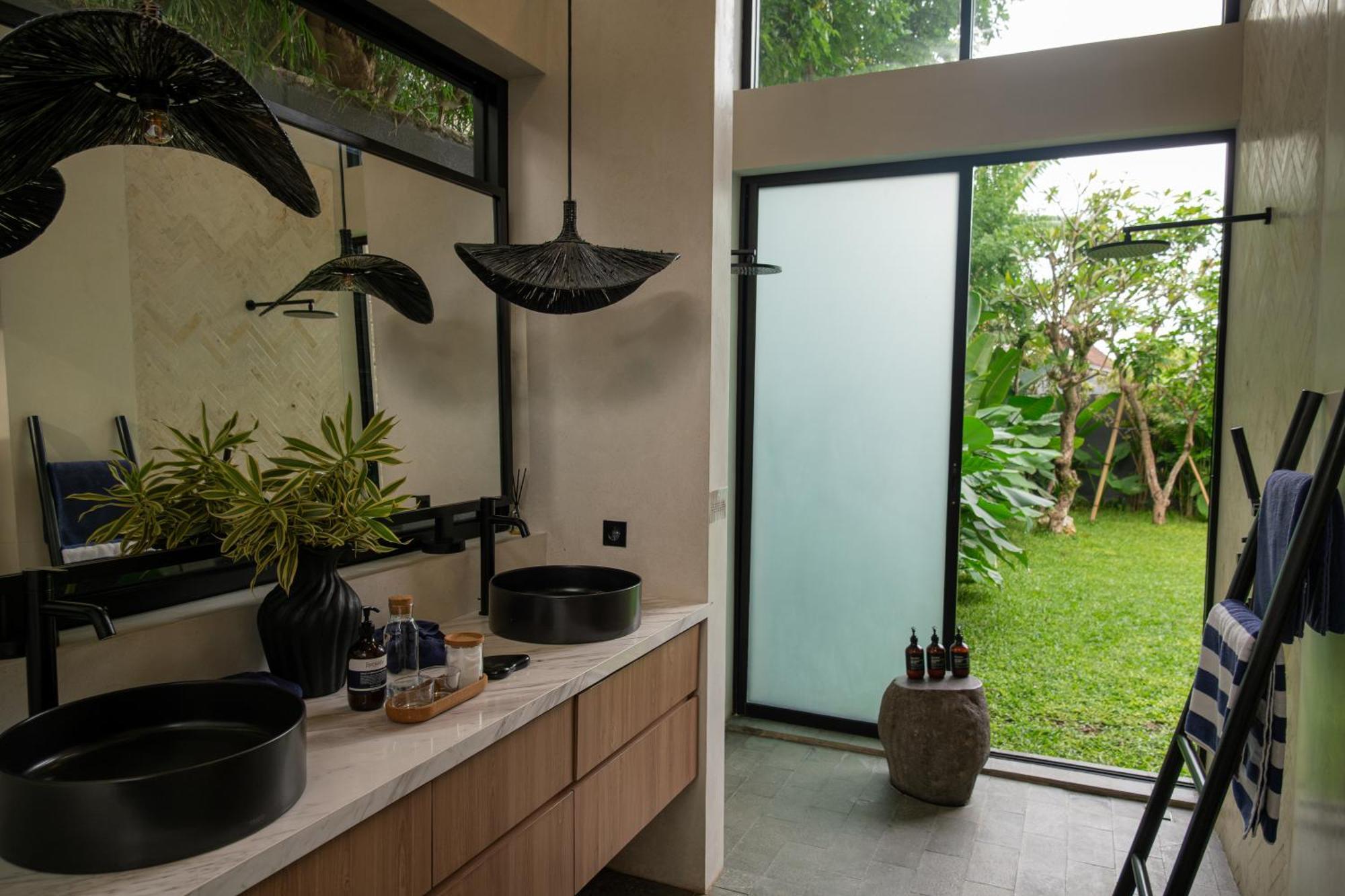 Zara Spacious, Chic And Classy 2 Bedroom 5 Minutes From Cliff Edge Uluwatu (Bali)
