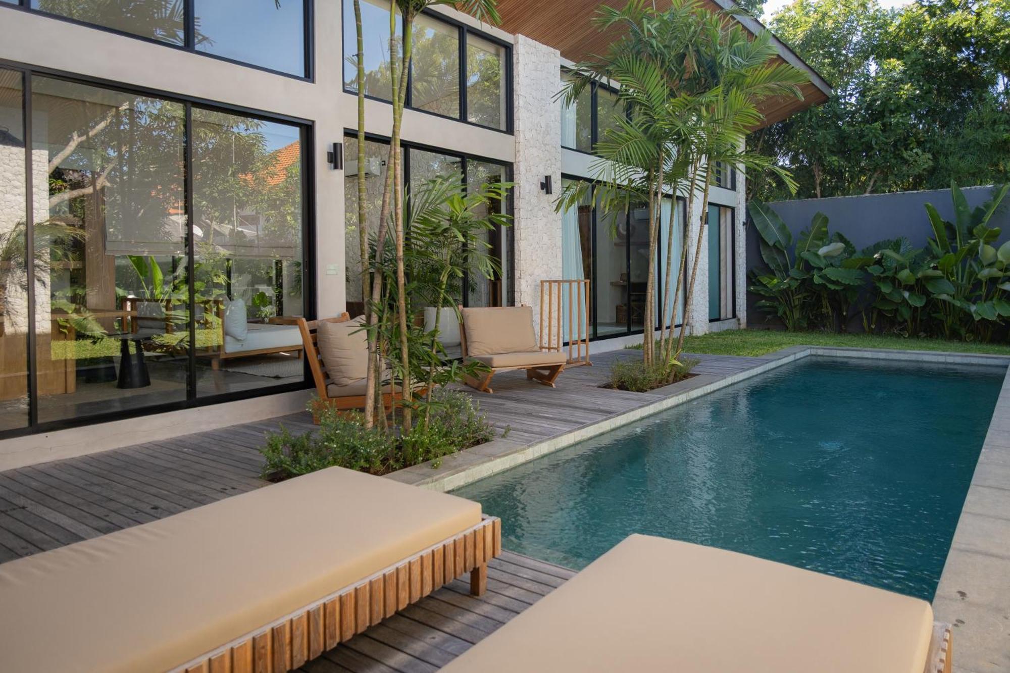 Zara Spacious, Chic And Classy 2 Bedroom 5 Minutes From Cliff Edge Villa